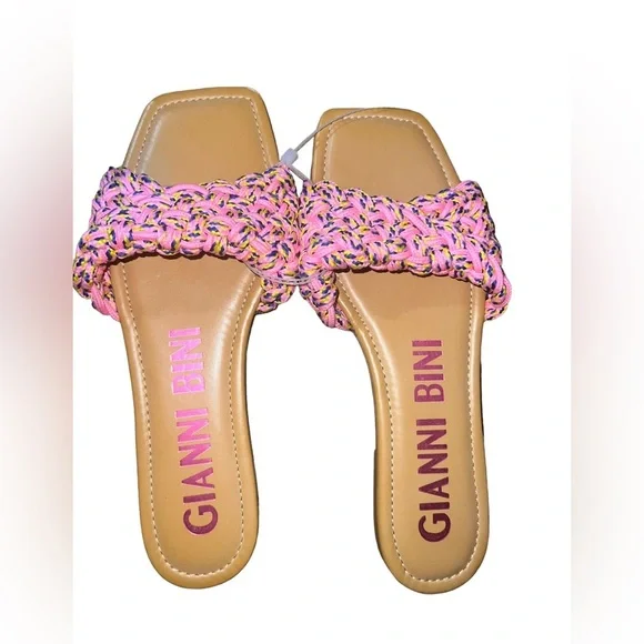 ✅Send me an offer! Gianni Bini Bradyn Woven Band Square Toe Sandals NEW - Picture 3 of 4